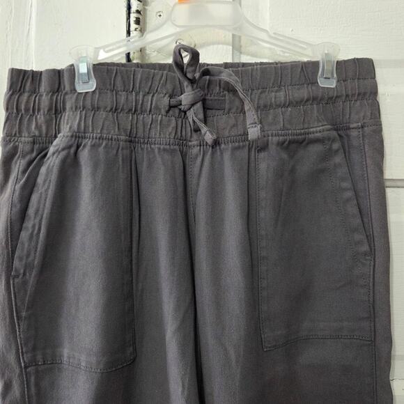 Time and Tru Woman's Grey Pants with Tie Strings size M - Picture 2 of 11